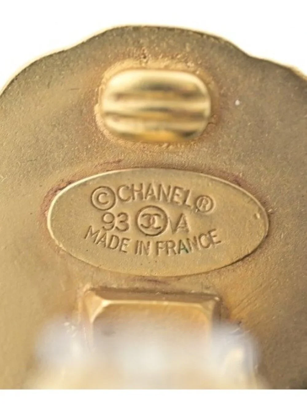 Chanel Earrings Gold